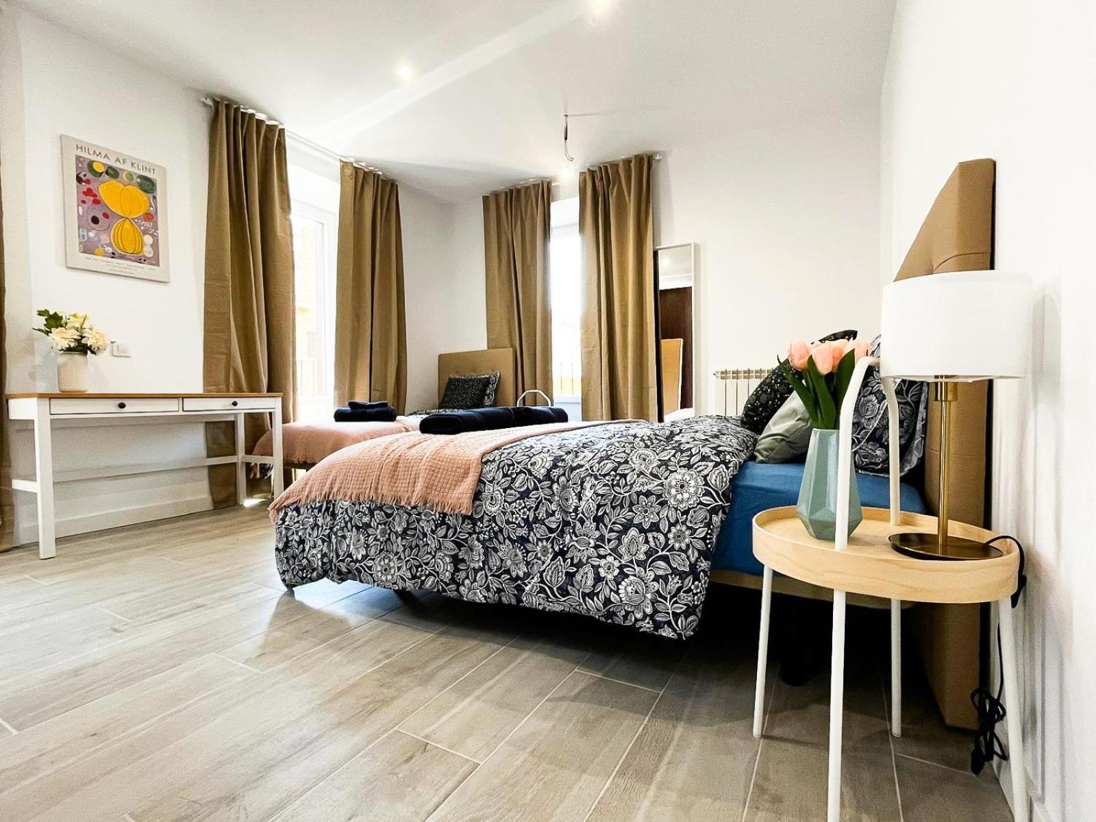 Centric Rooms In Мадрид Екстериор снимка