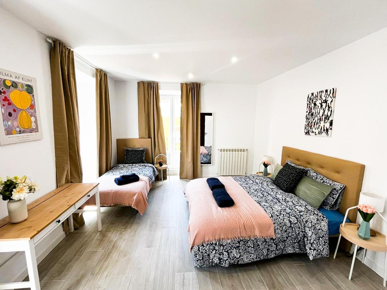 Centric Rooms In Мадрид Екстериор снимка