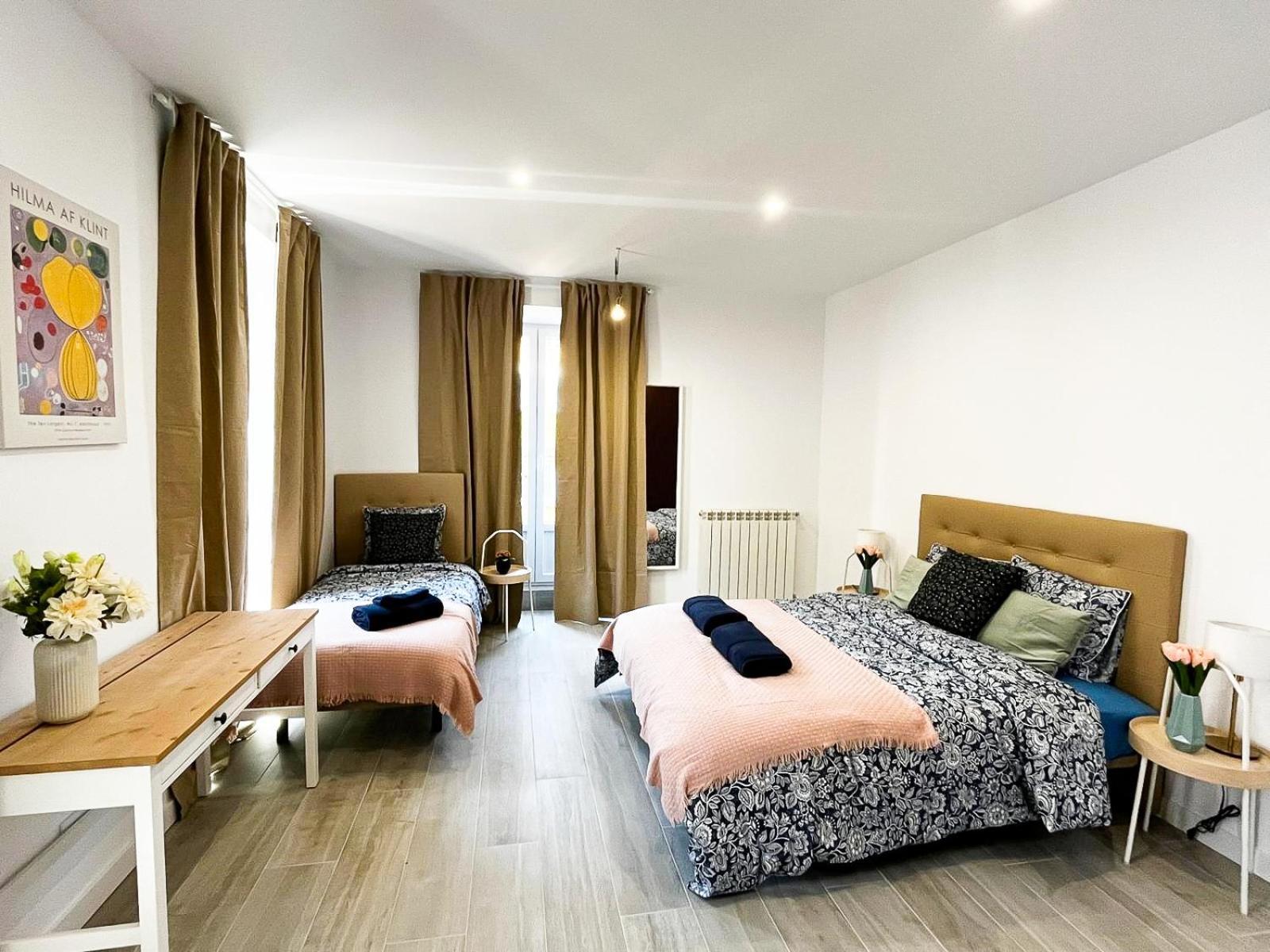 Centric Rooms In Мадрид Екстериор снимка